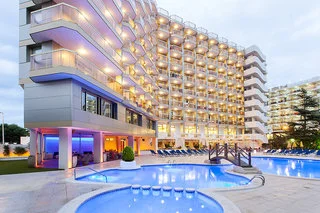 Beverly Park And Spa