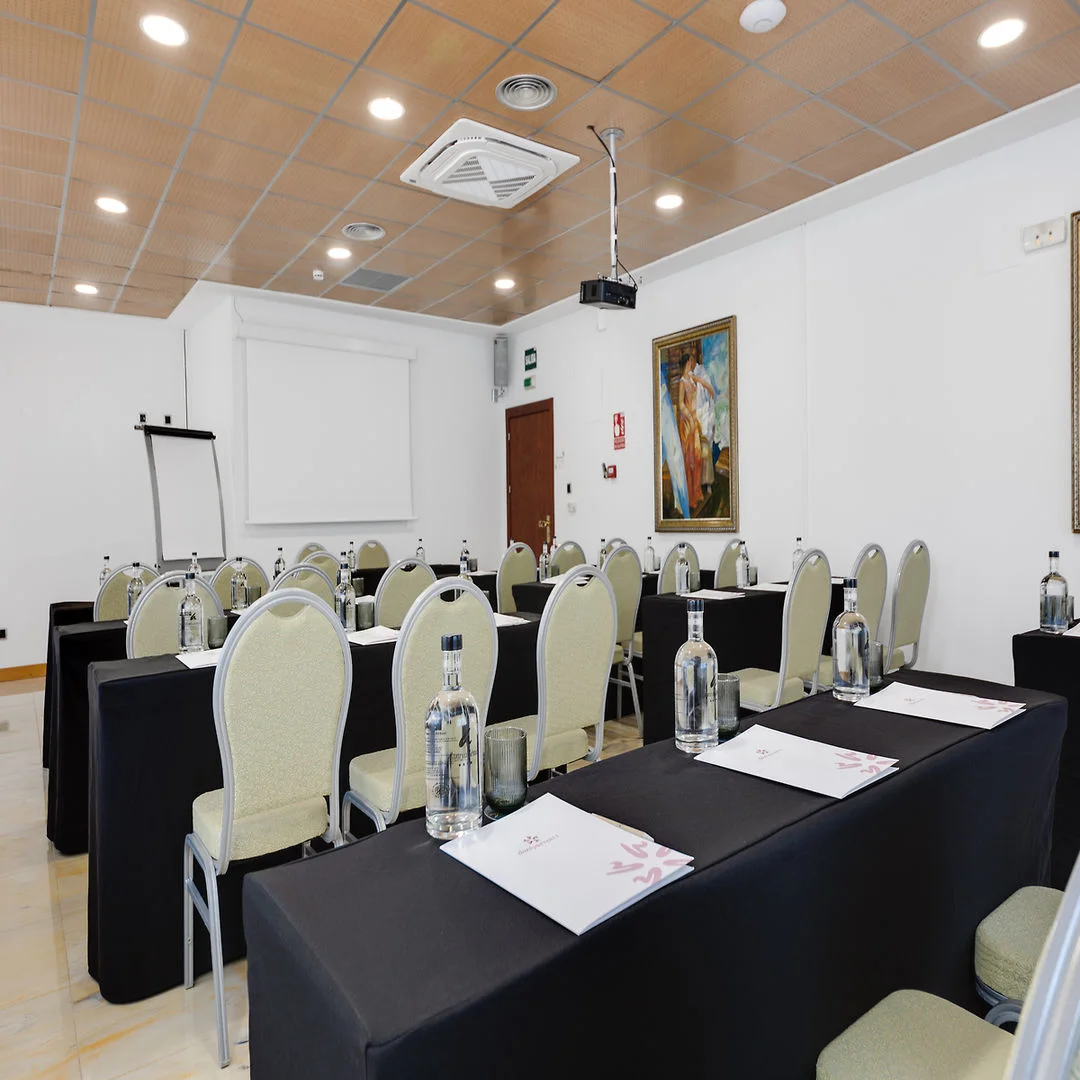 Daniya Denia Spa And Business