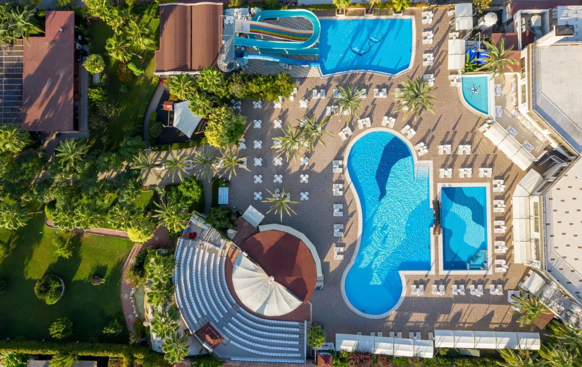  Aydinbey Famous Resort