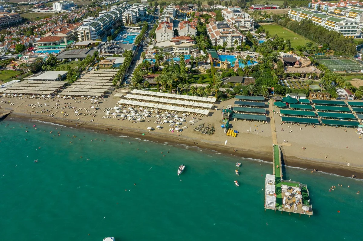  Aydinbey Famous Resort