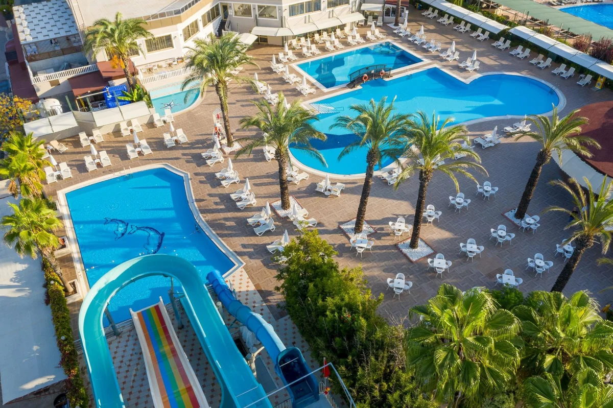  Aydinbey Famous Resort