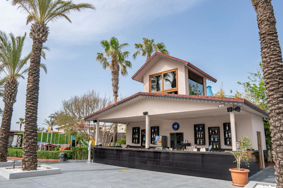  Aydinbey Famous Resort