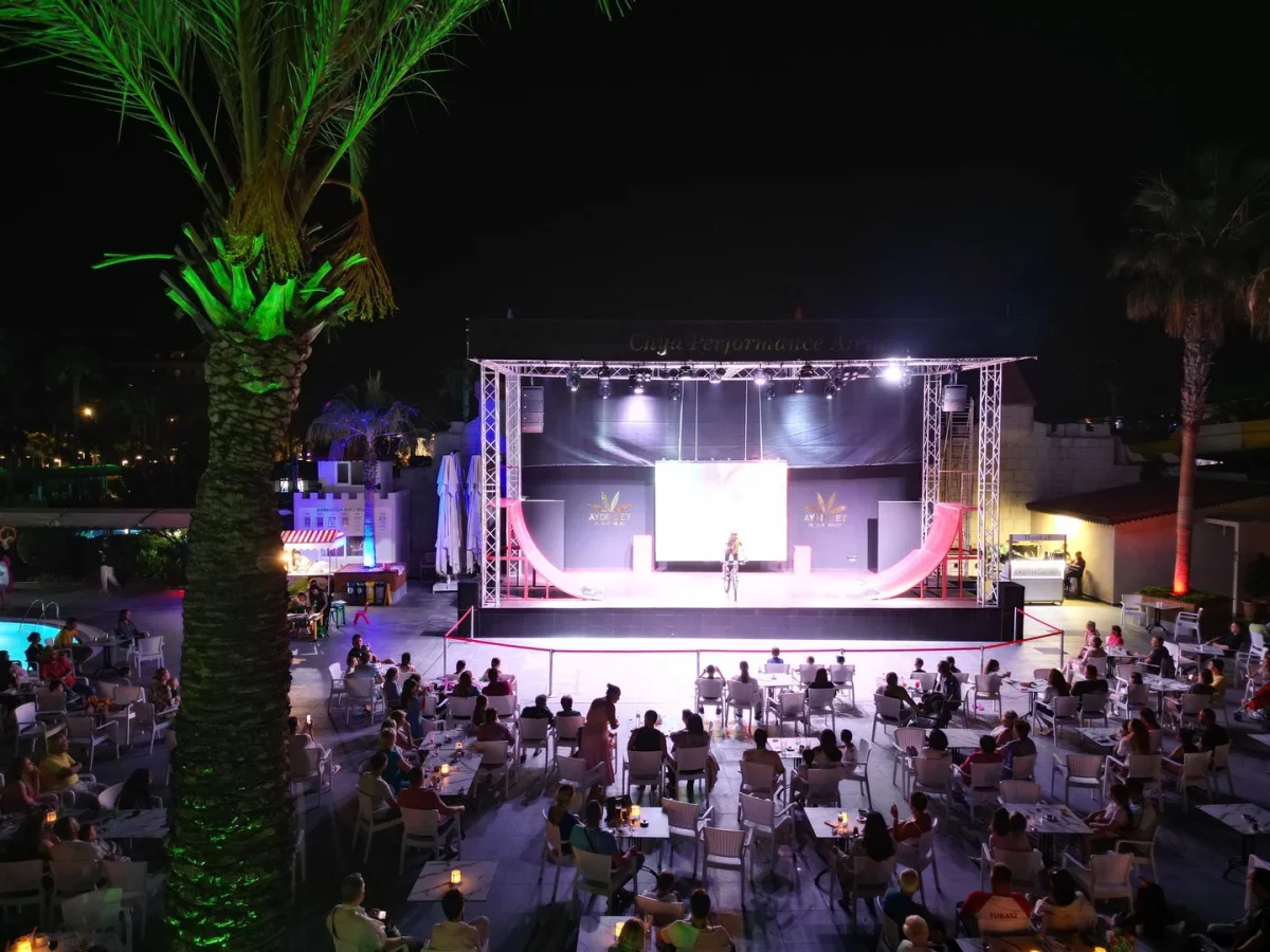  Aydinbey Famous Resort