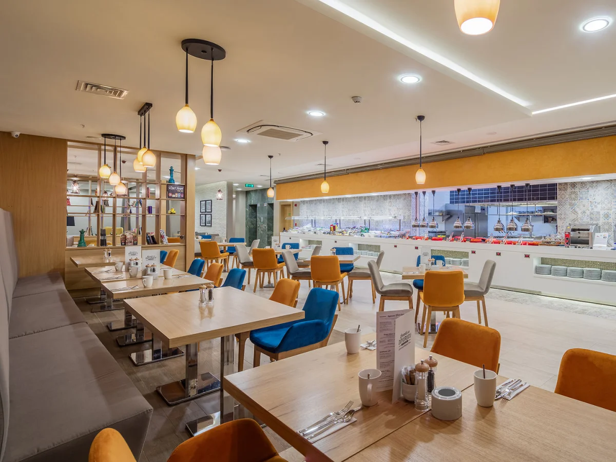 Holiday Inn Antalya