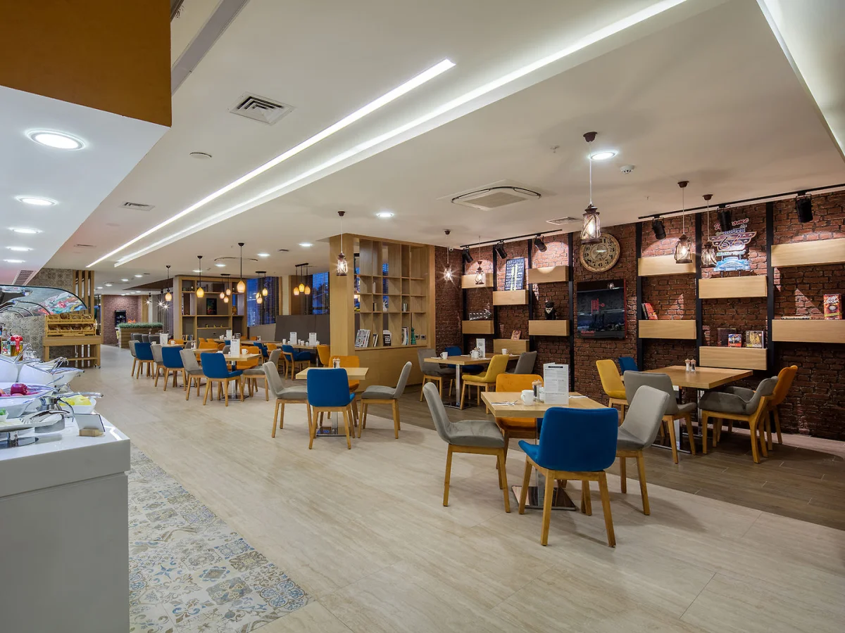 Holiday Inn Antalya