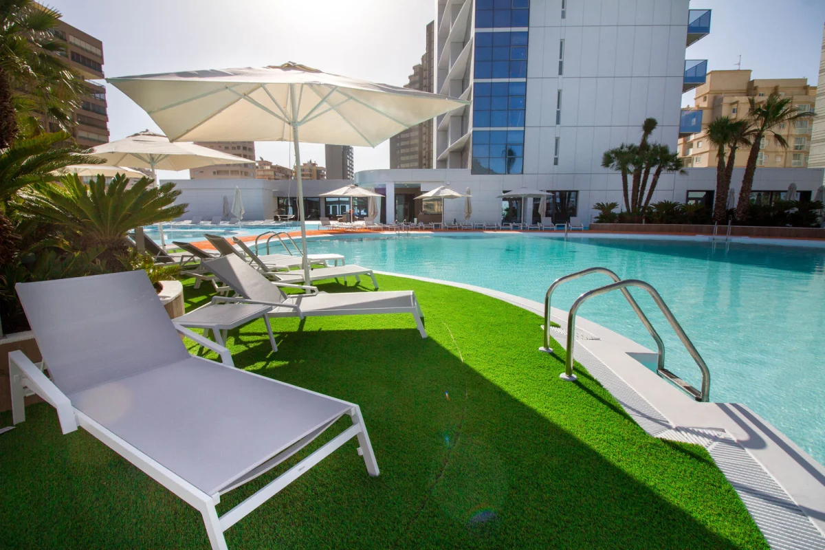 Estimar Suitopia 3 & Three