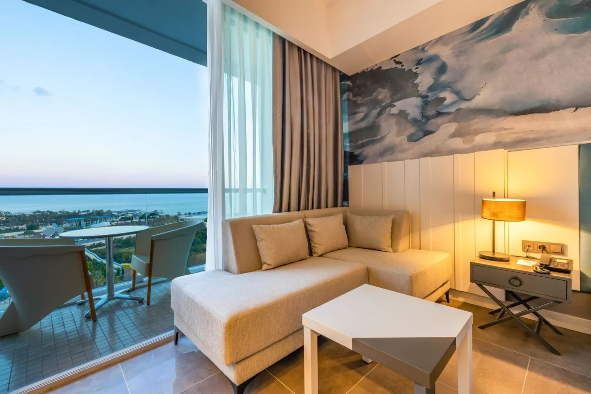 Crystal Centro Resort Hotel