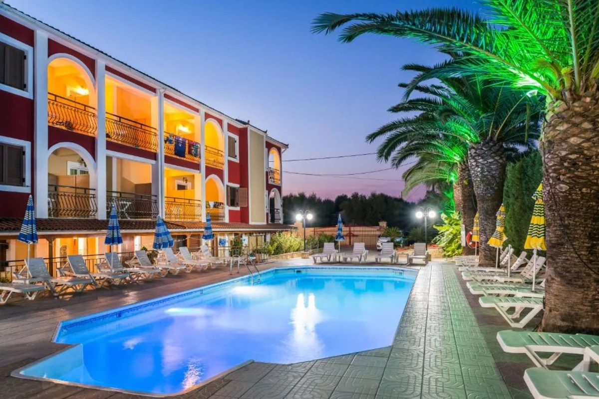 Rose Club Hotel