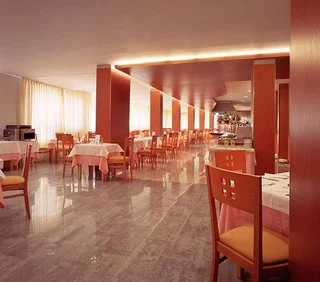 Gallery 4