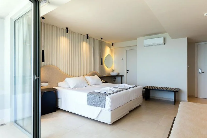 Alia Beach Hotel