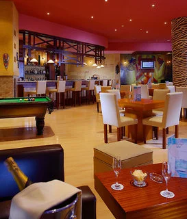  Amwaj Oyoun Resort