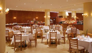  Amwaj Oyoun Resort