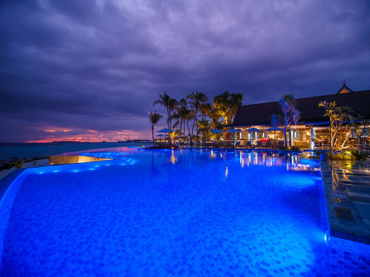 Saii Lagoon Maldives Curio Collection By Hilton