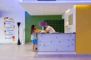 Gallery 5