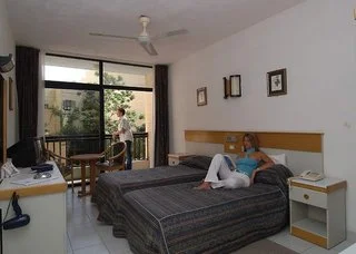 Canifor Hotel