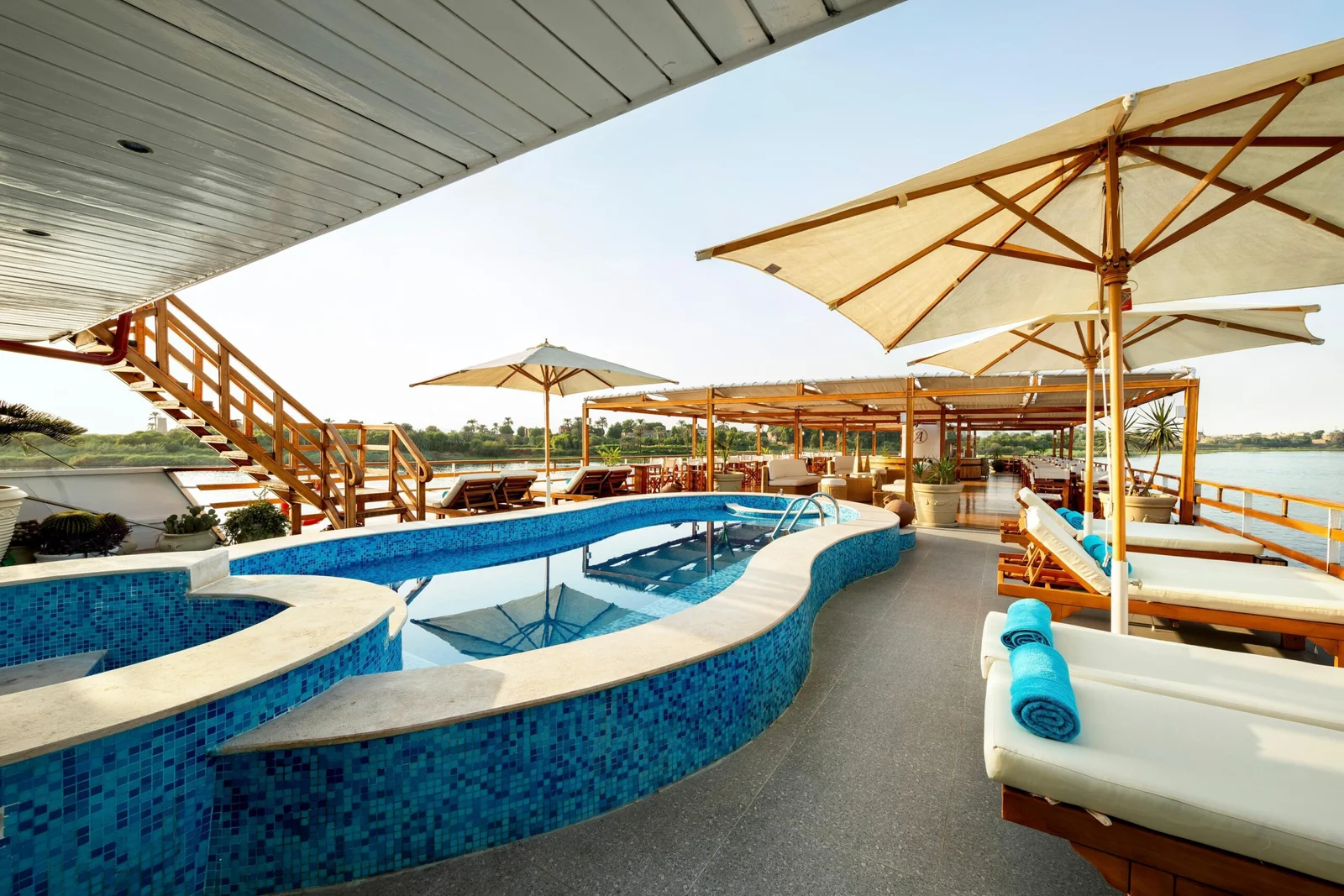 Ramada Resort By Wyndham Side (ex:hotel Ramada Resort Side)