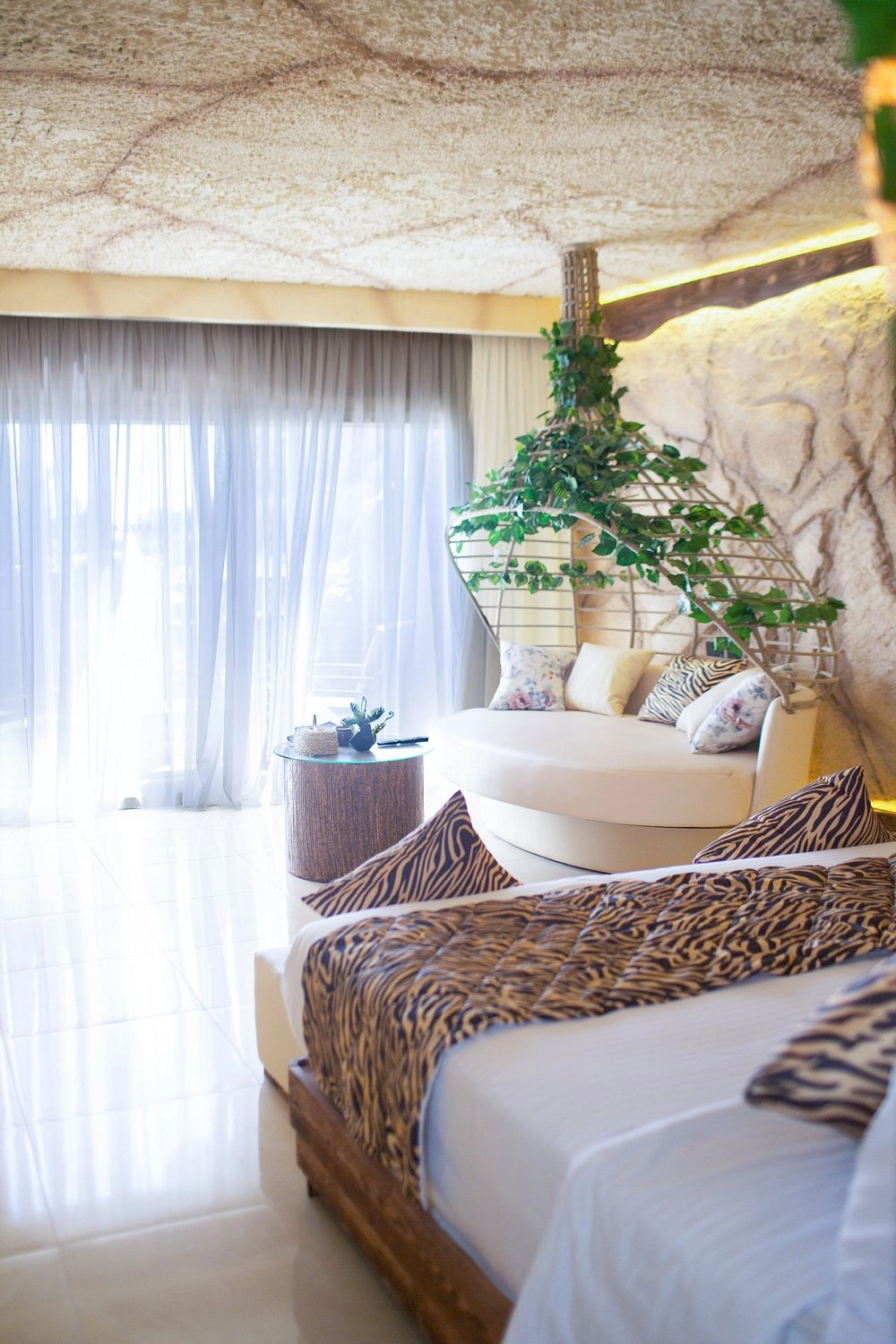 Caves Beach Resort