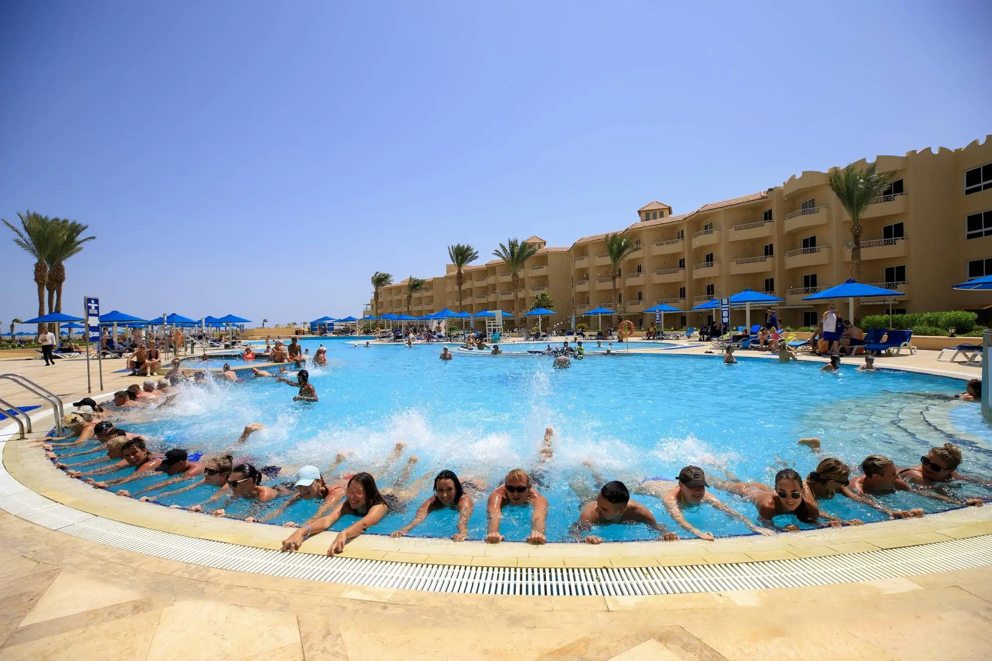 Amwaj Oyoun Resort & Casino