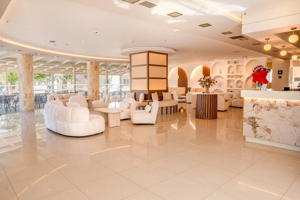 St. Constantin Hotel