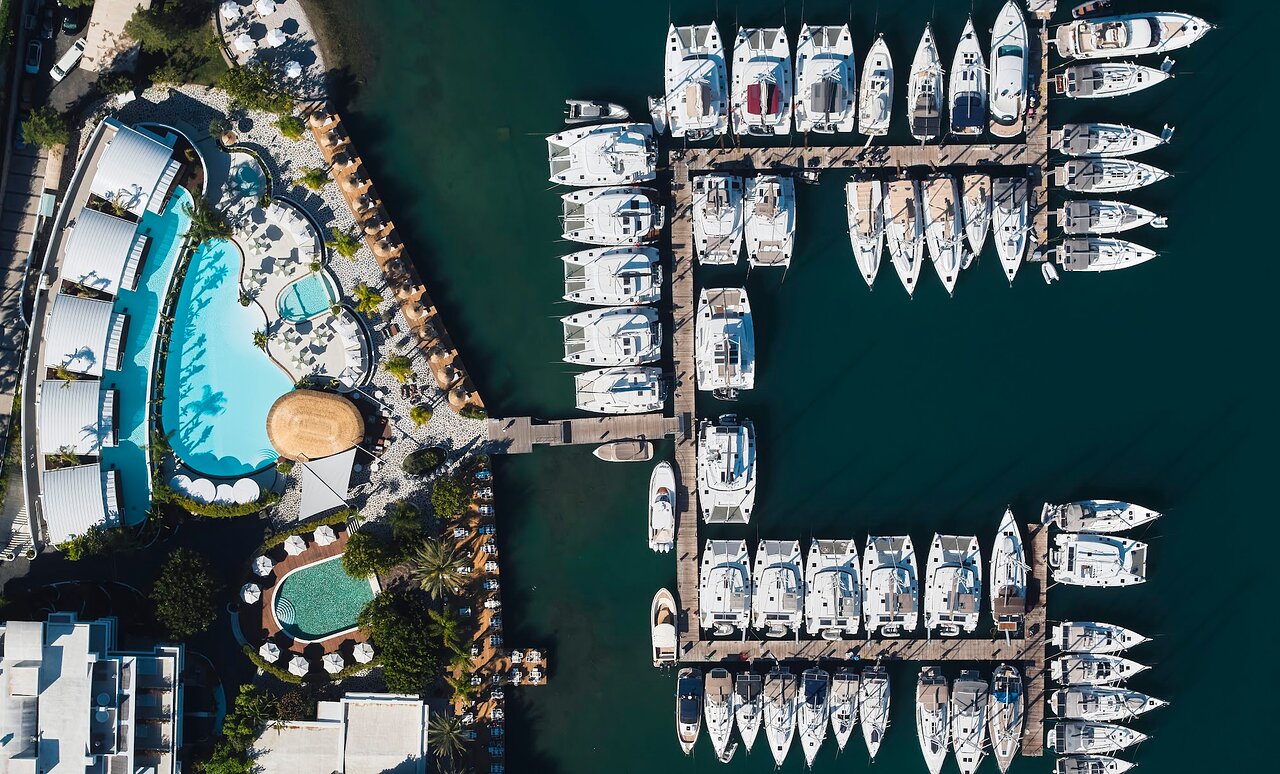 Yacht Classic Hotel