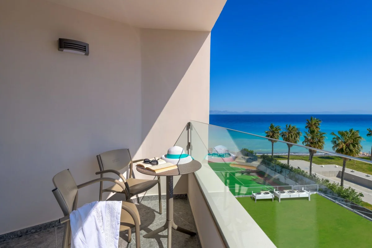 Avra Beach Resort Hotel & Bungalows