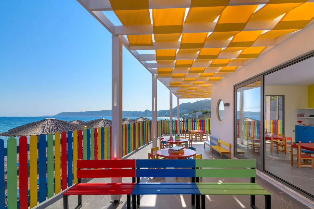 Avra Beach Resort Hotel & Bungalows