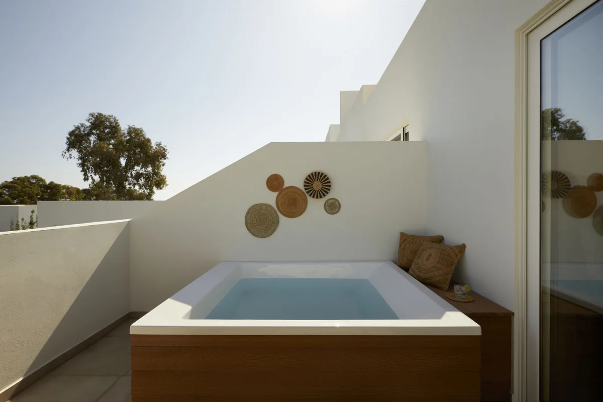 Absolute Kiotari Resort