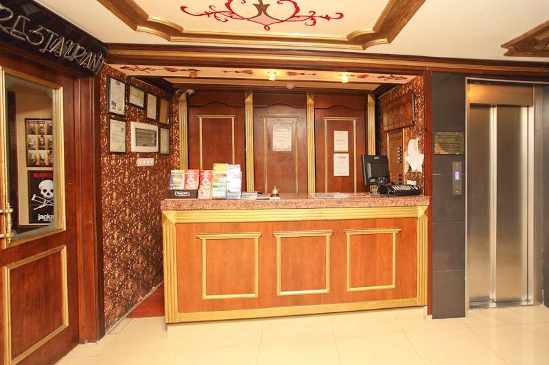 Gallery 5