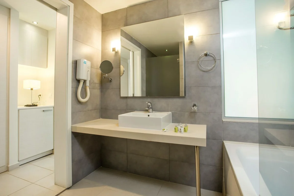 Lindos White Hotel & Suites