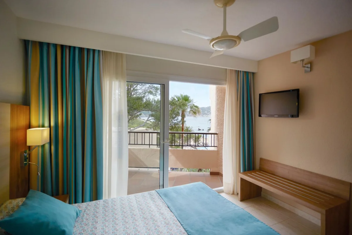 Invisa Hotel Club Cala Blanca