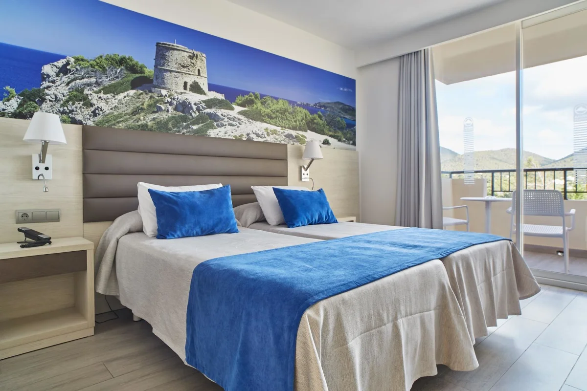 Invisa Hotel Club Cala Blanca