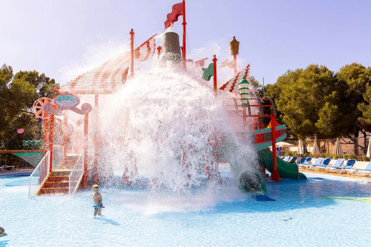 Invisa Hotel Club Cala Blanca