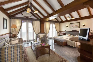 Paradise Park Fun Lifestyle Hotel