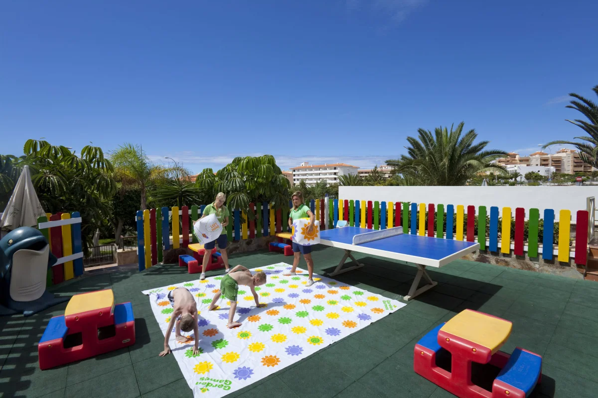 Paradise Park Fun Lifestyle Hotel