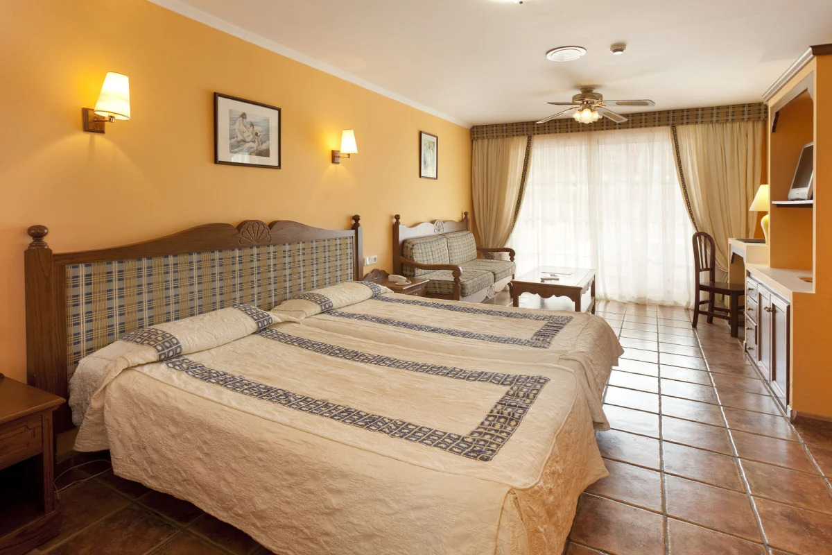 Paradise Park Fun Lifestyle Hotel