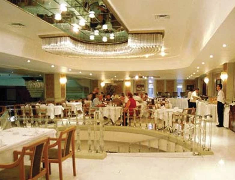 Gallery 4