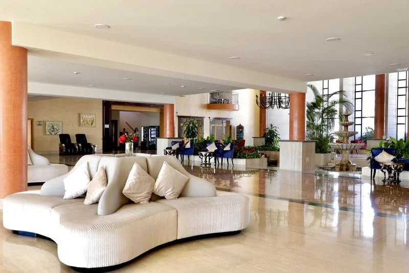 Grand Muthu Golf Plaza