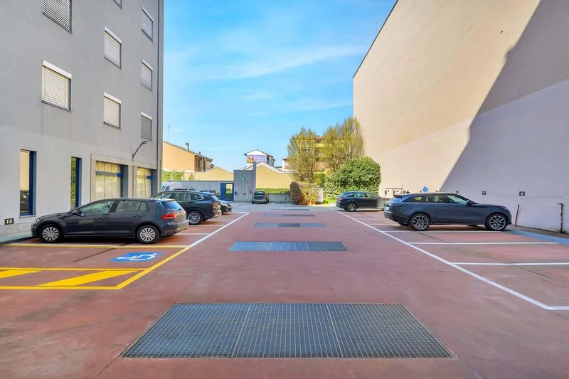 B&B HOTEL Milano La Spezia