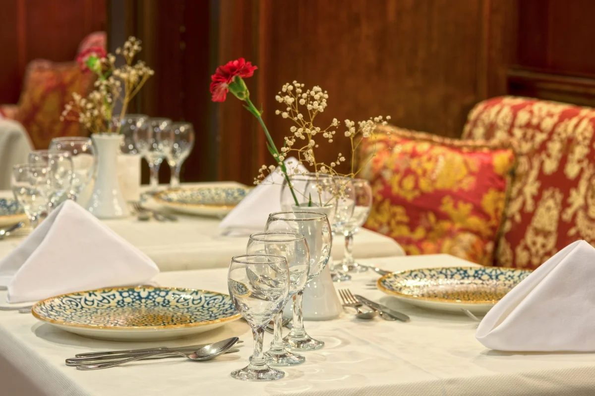Antique Roman Palace Museum Hotel