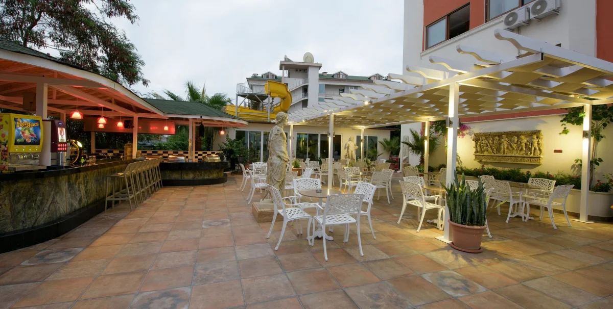 Antique Roman Palace Museum Hotel