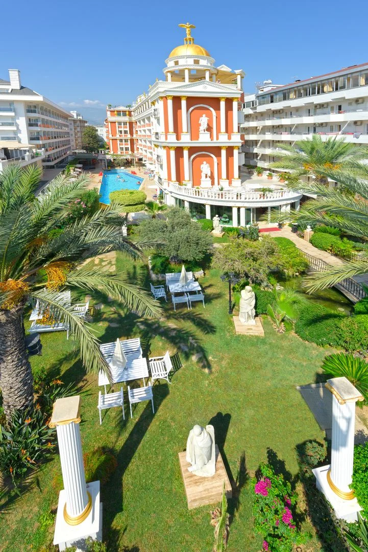 Antique Roman Palace Museum Hotel