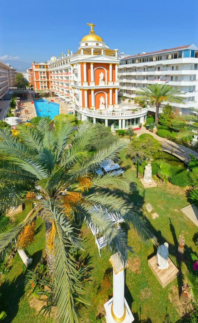 Antique Roman Palace Museum Hotel