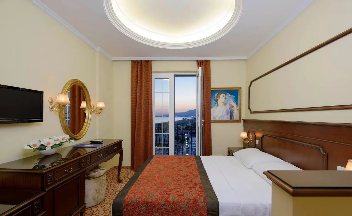 Antique Roman Palace Museum Hotel