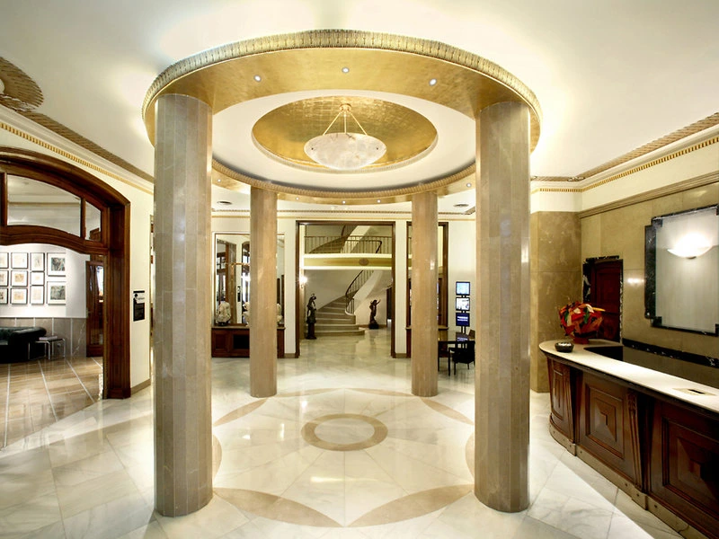Gallery 4