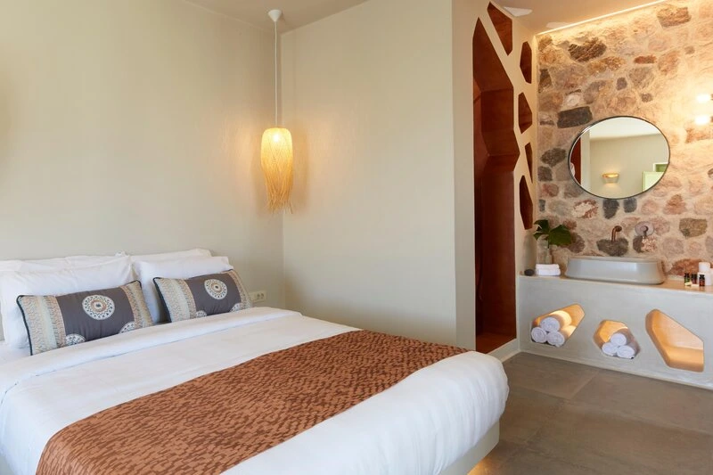 Aeon Suites