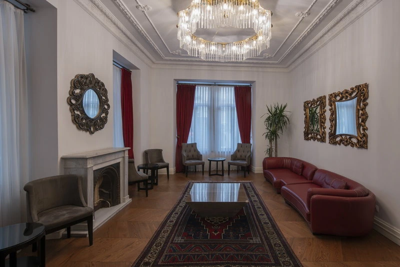 Gallery 4