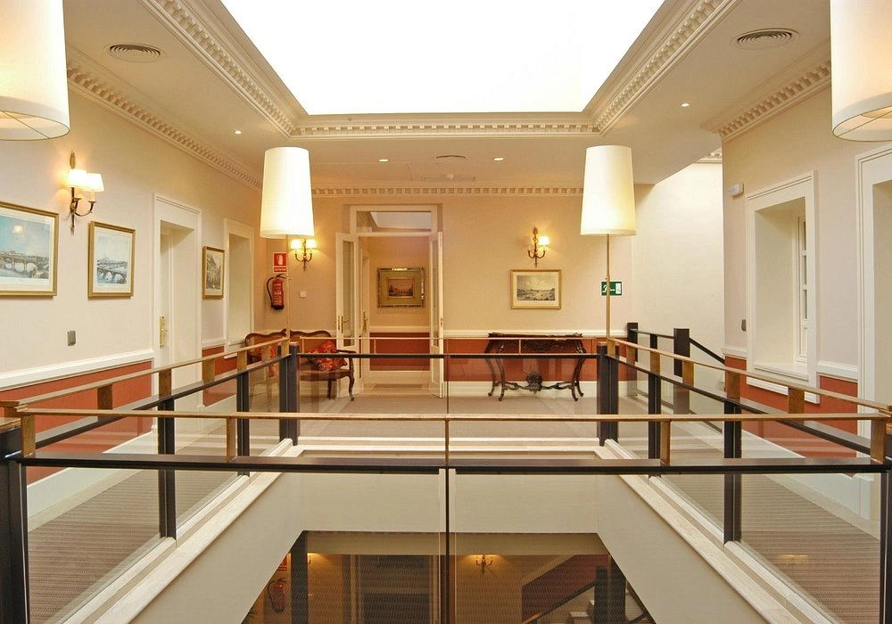 Gallery 5
