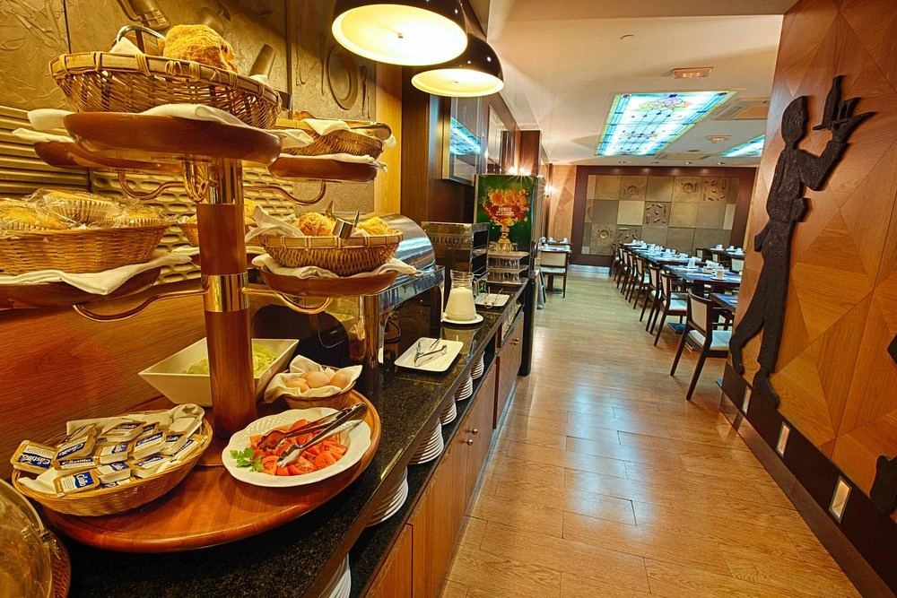 Gallery 3