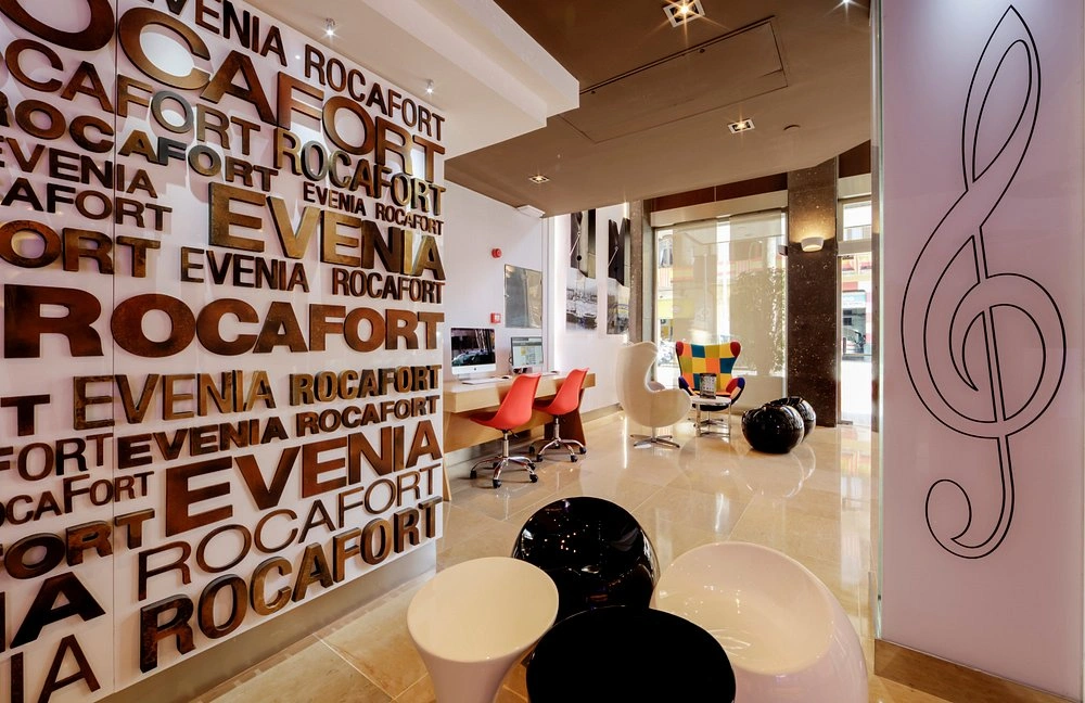 Gallery 2