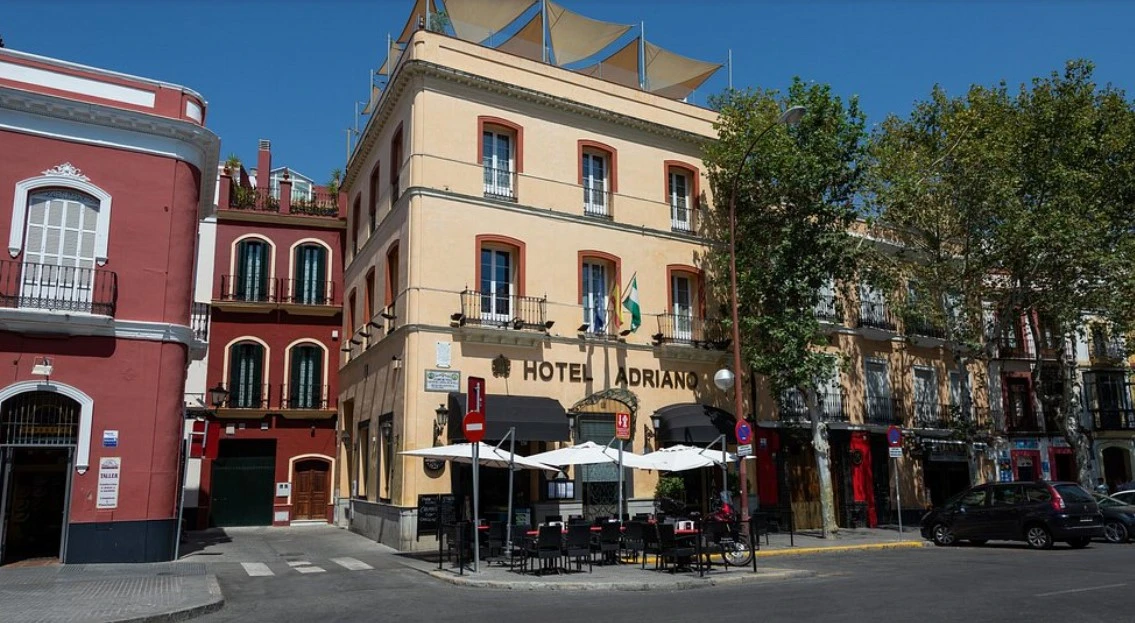 Adriano Hotel